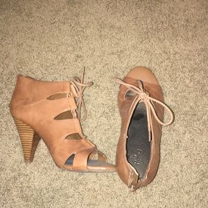 Women’s heels
